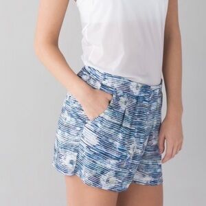 Lululemon &Go Keepsake Shorts Size 4